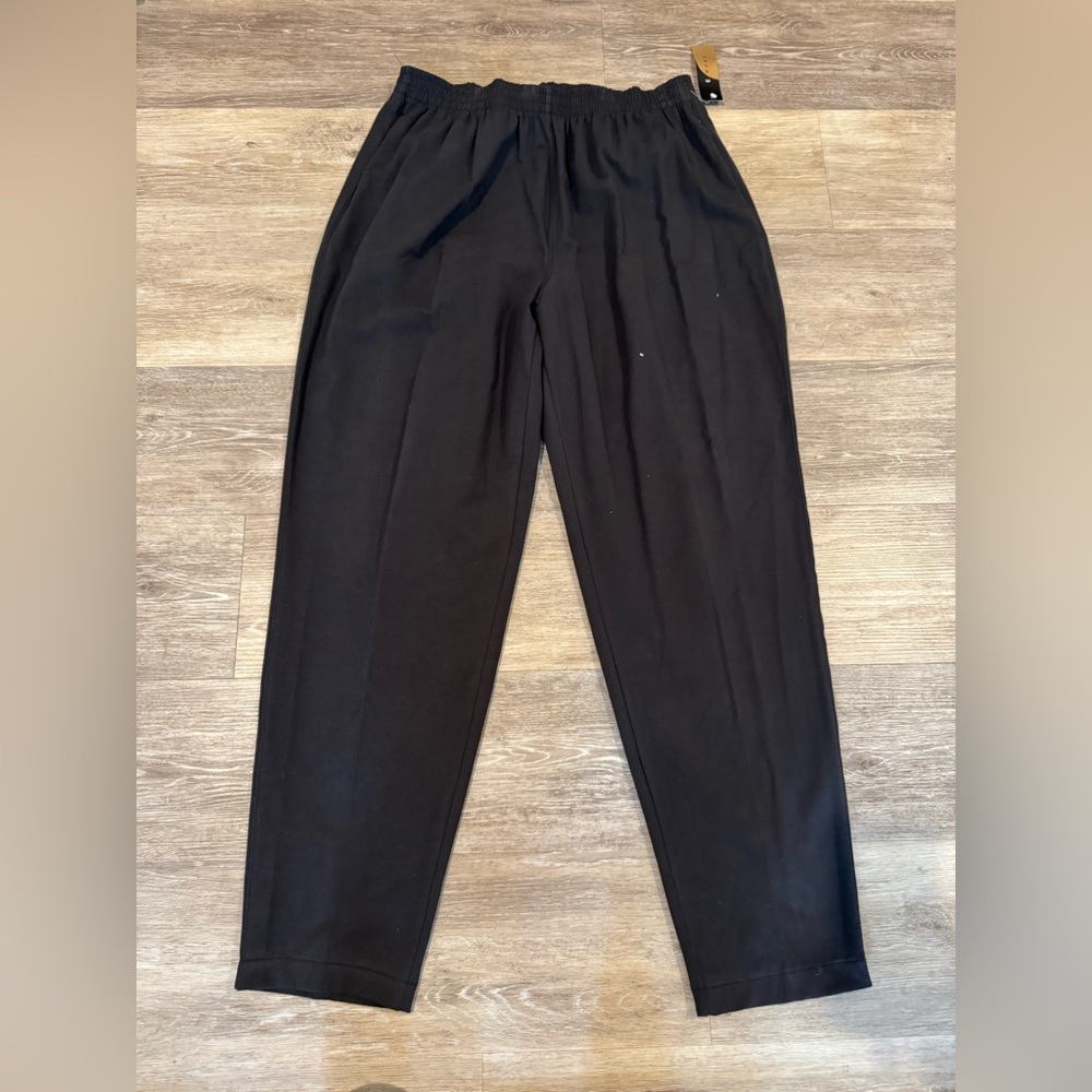 NWT - Nordstrom EWear basic black leggings with elastic waistband